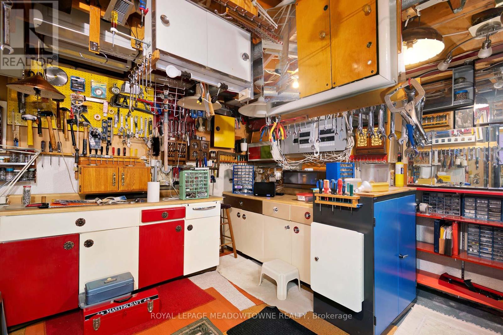 2529 Claymore Crescent, Mississauga, Ontario  L5C 3A2 - Photo 39 - W12712926