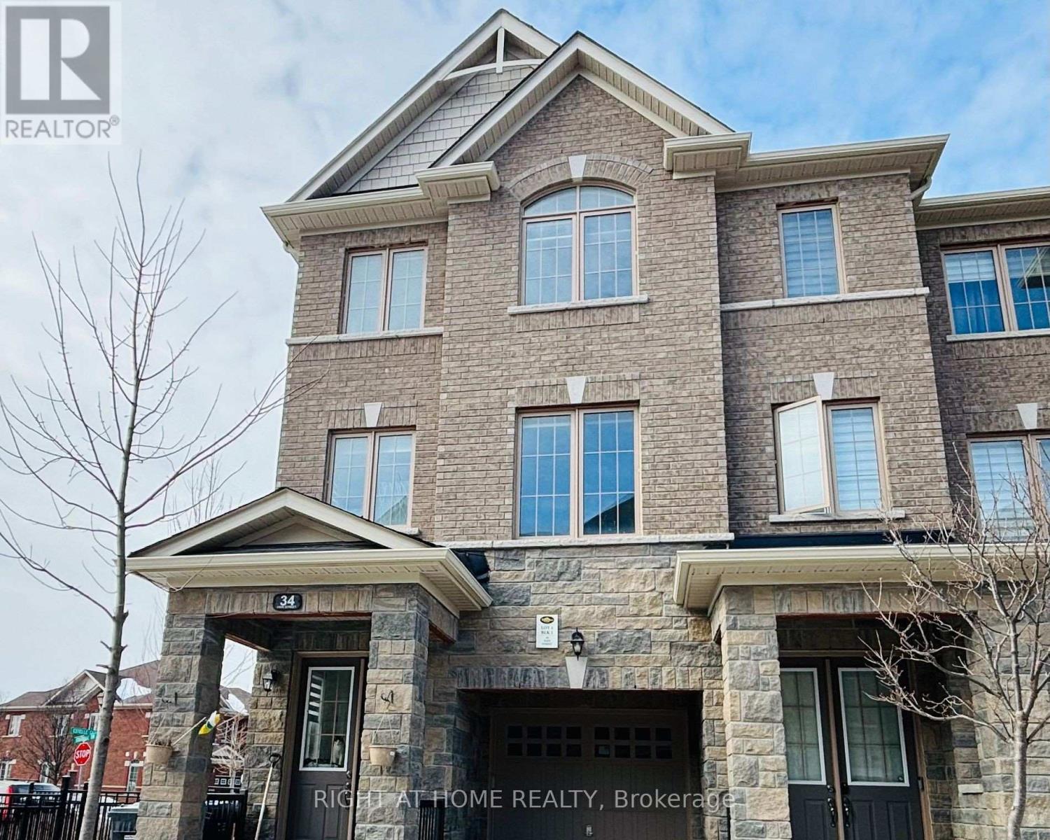 34 FAYE STREET, Brampton, Ontario