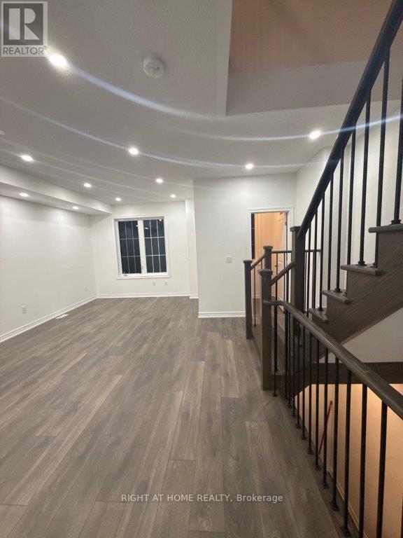 34 Faye Street, Brampton, Ontario  L6P 4M9 - Photo 4 - W12712958