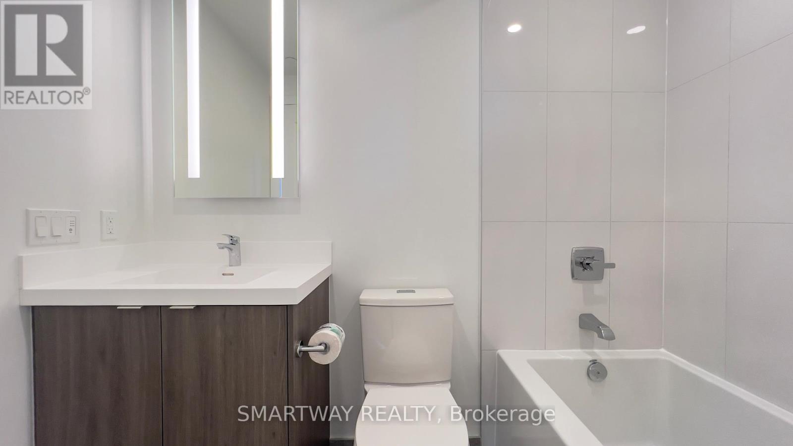 1404 - 60 Central Park Roadway, Toronto, Ontario  M9A 0E6 - Photo 24 - W12712962