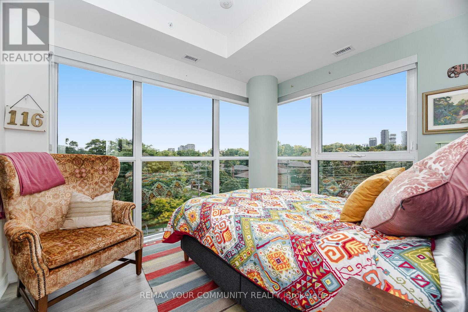 512 - 1 Neighbourhood Lane, Toronto, Ontario  M8Y 0C2 - Photo 20 - W12712988