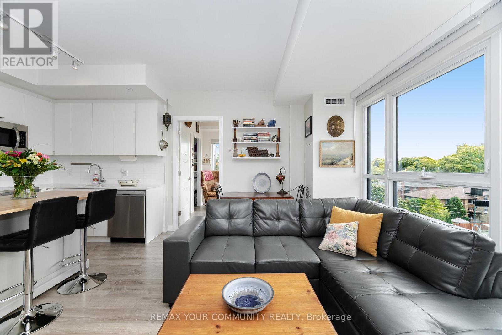 512 - 1 Neighbourhood Lane, Toronto, Ontario  M8Y 0C2 - Photo 24 - W12712988