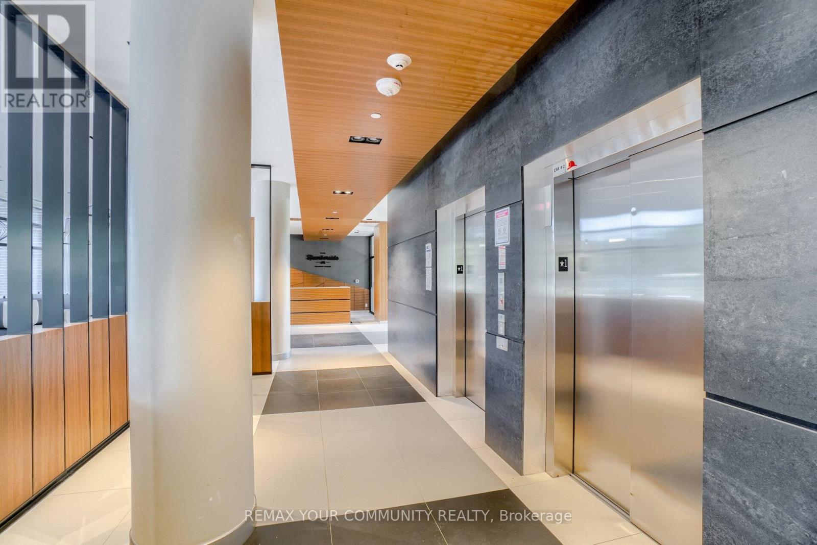 512 - 1 Neighbourhood Lane, Toronto, Ontario  M8Y 0C2 - Photo 6 - W12712988