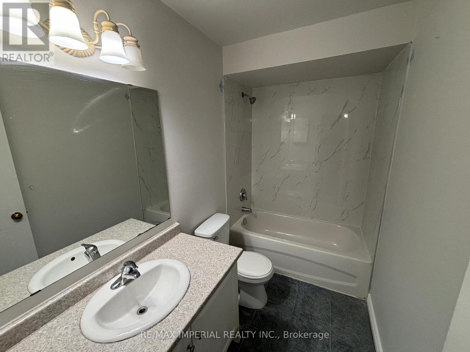 90 - 90 Stornwood Court, Brampton, Ontario  L6W 4J2 - Photo 21 - W12713038