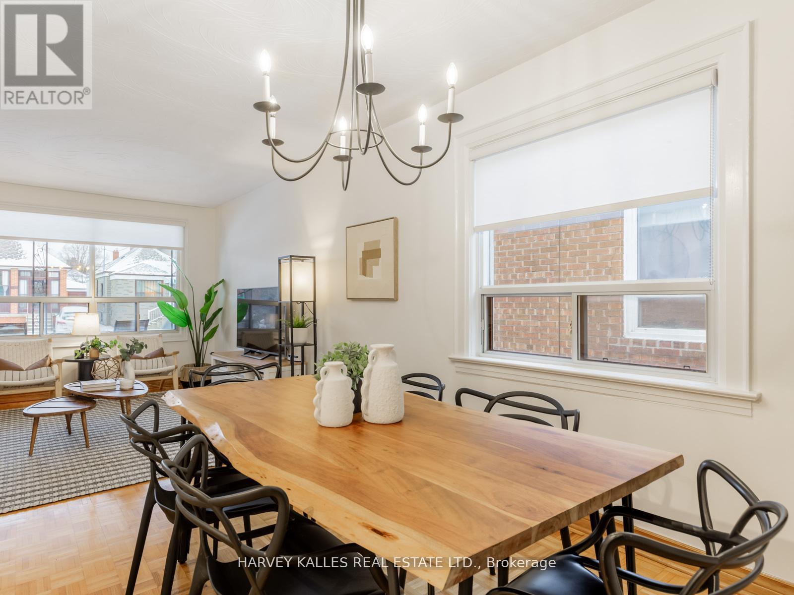 204 Belgravia Avenue, Toronto, Ontario  M6E 2M8 - Photo 10 - W12713046