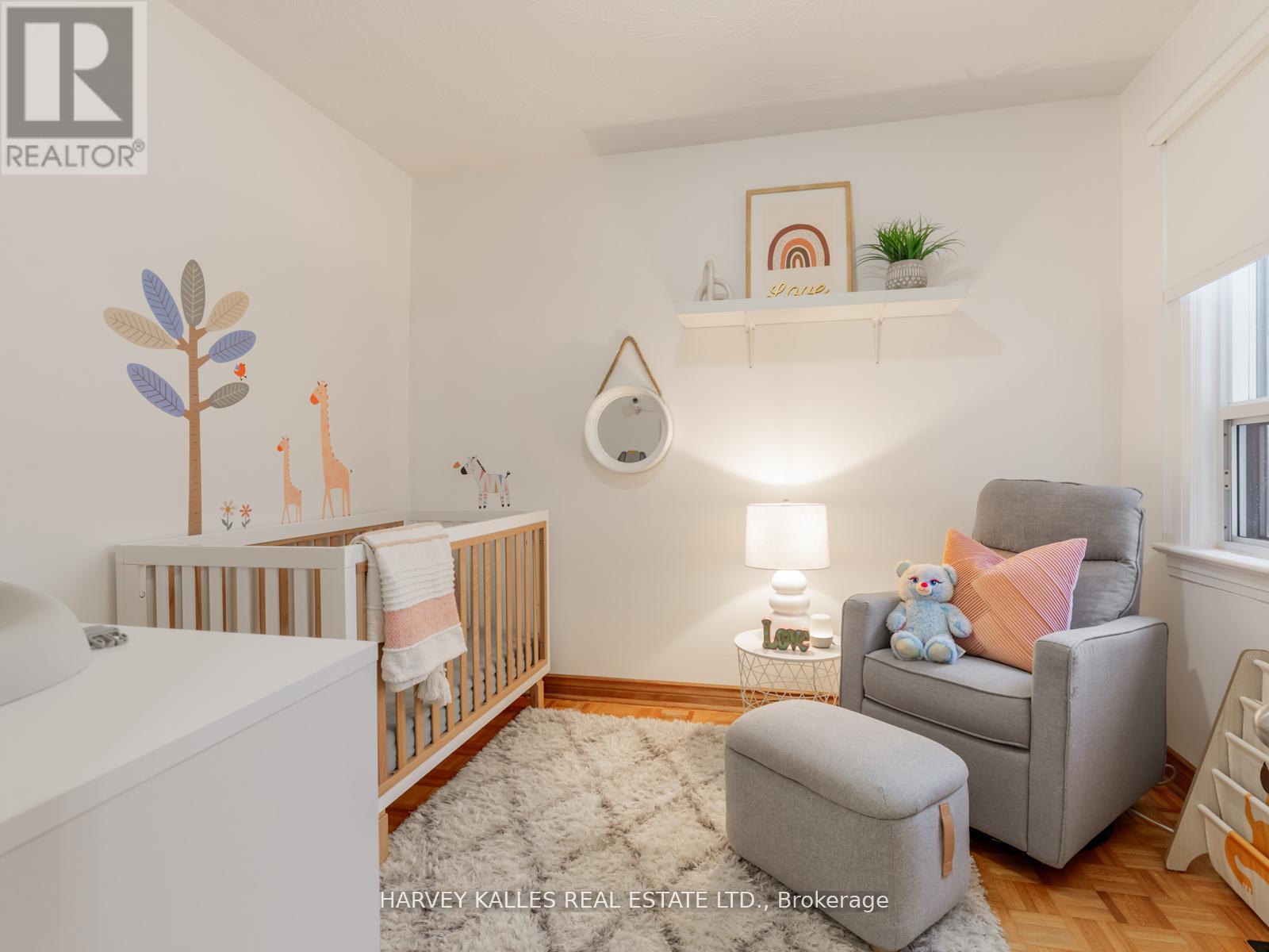 204 Belgravia Avenue, Toronto, Ontario  M6E 2M8 - Photo 15 - W12713046