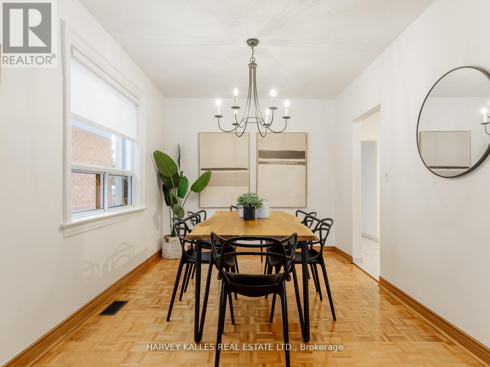 204 Belgravia Avenue, Toronto, Ontario  M6E 2M8 - Photo 9 - W12713046