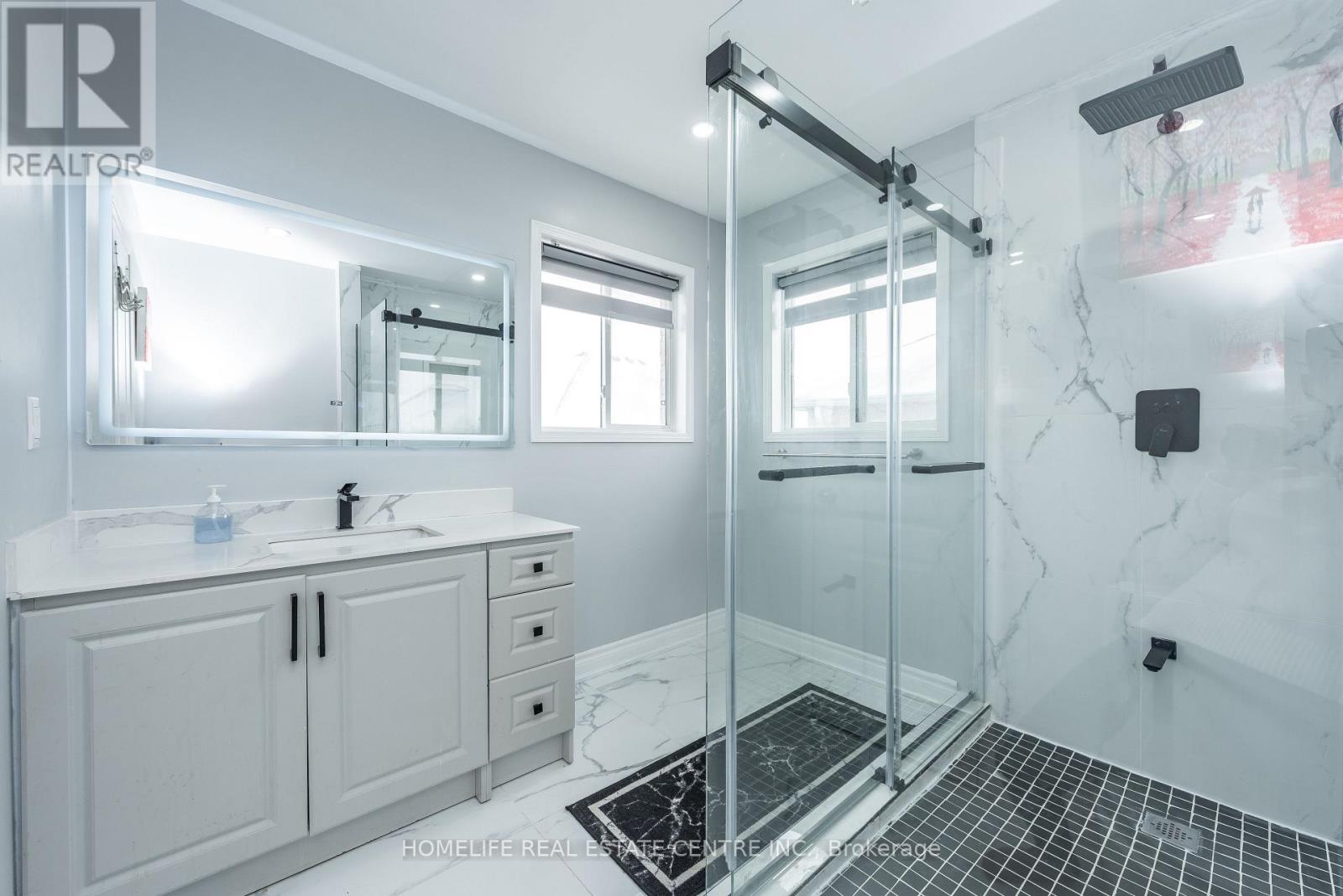 108 Fairhill Avenue, Brampton, Ontario  L7A 2H5 - Photo 25 - W12713048