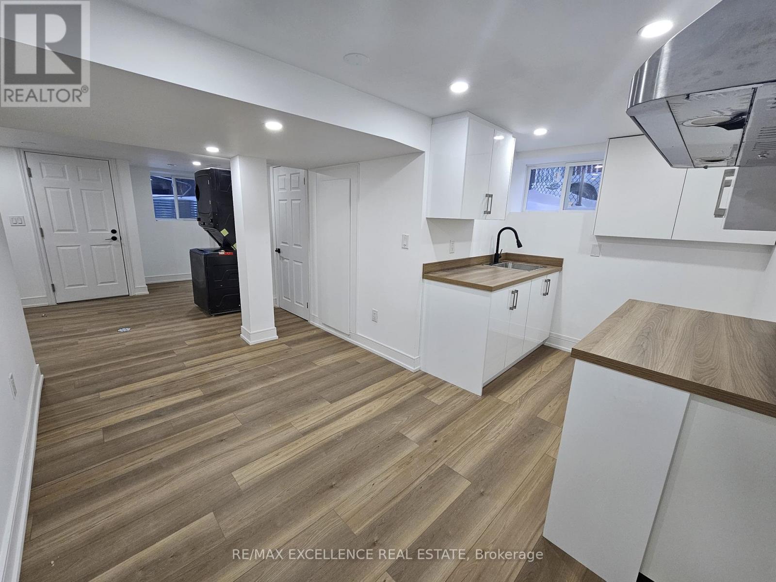 43 Brisco Street, Brampton, Ontario  L6V 1X1 - Photo 2 - W12713054