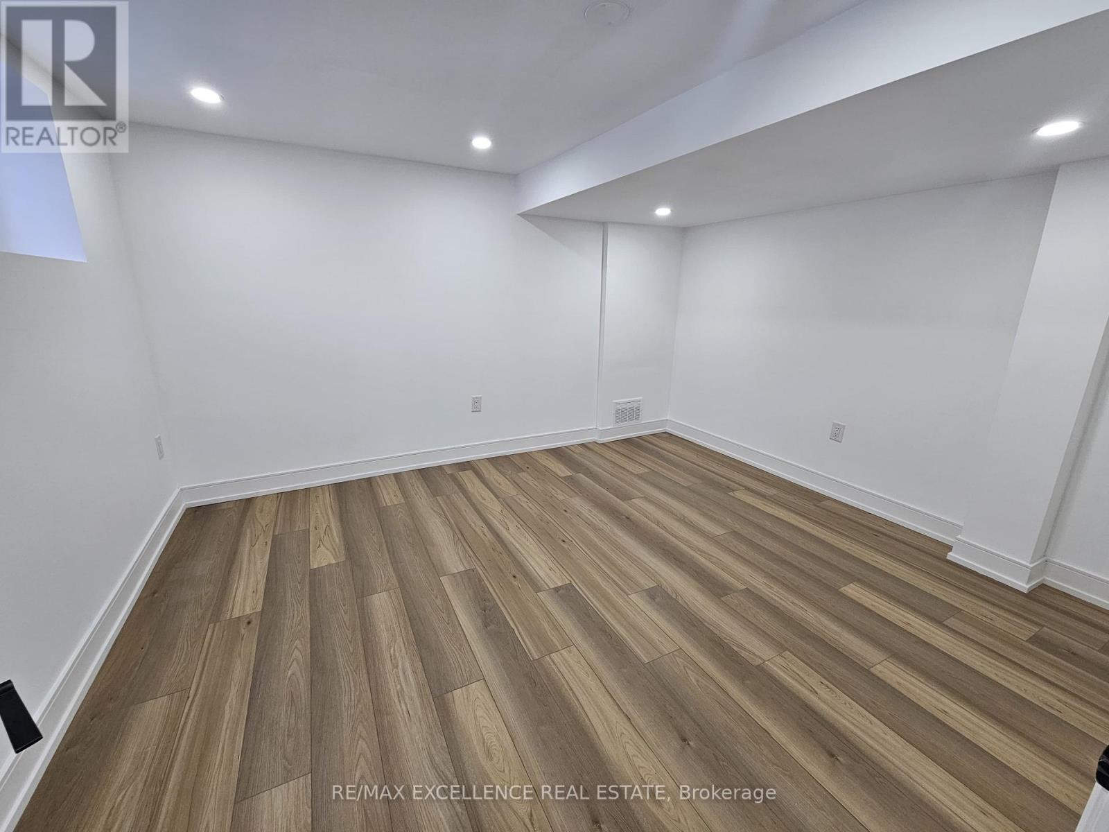 43 Brisco Street, Brampton, Ontario  L6V 1X1 - Photo 8 - W12713054