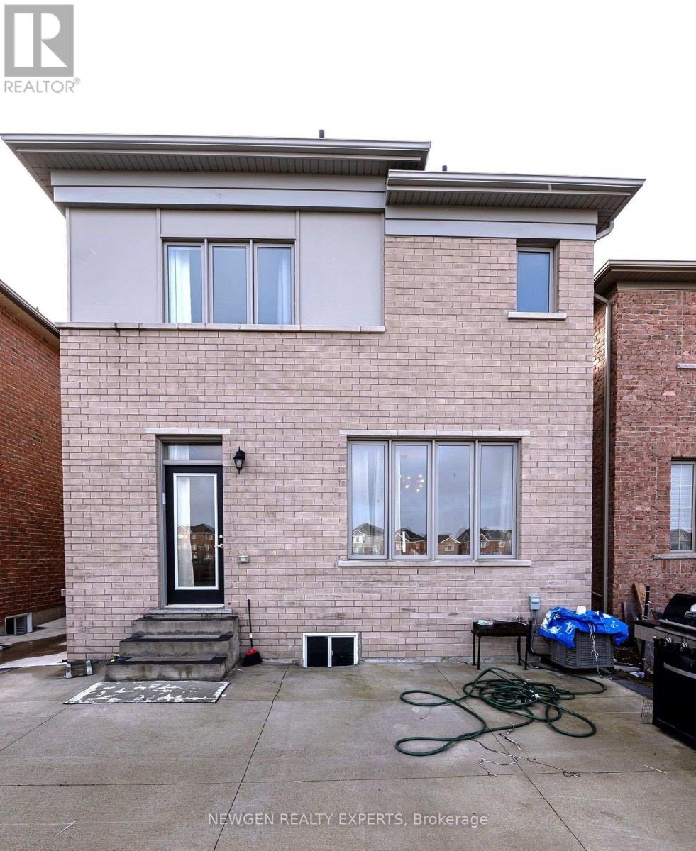 35 Divers Road, Brampton, Ontario  L7A 5C8 - Photo 30 - W12713084