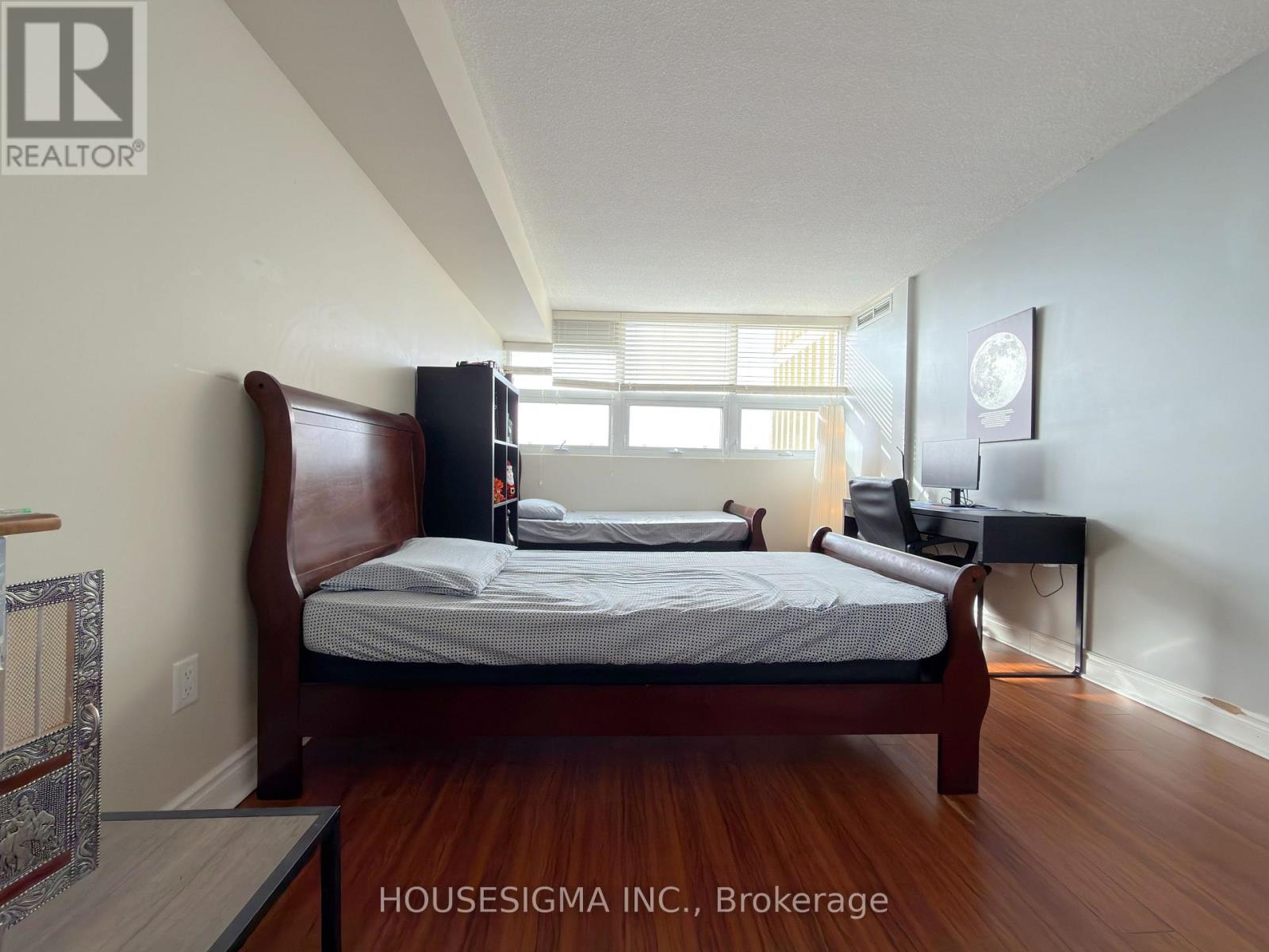 1103 - 8 Lisa Street, Brampton, Ontario  L6T 4S6 - Photo 13 - W12713146