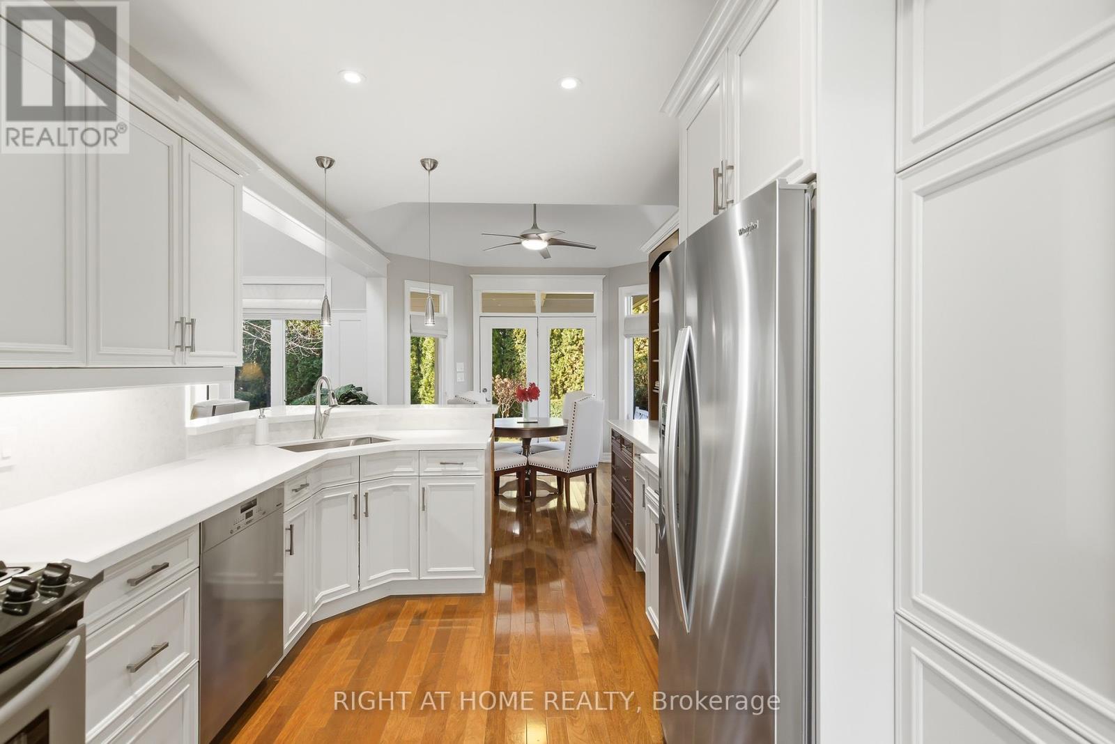 643 King Street, Niagara-On-The-Lake, Ontario  L0S 1J0 - Photo 16 - X12682104