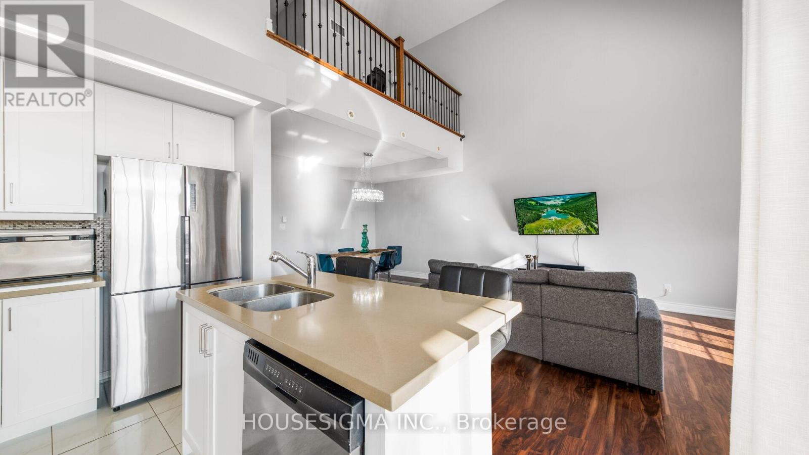 18 Lovegrove Lane, Ajax, Ontario  L1S 0E7 - Photo 10 - E12712938