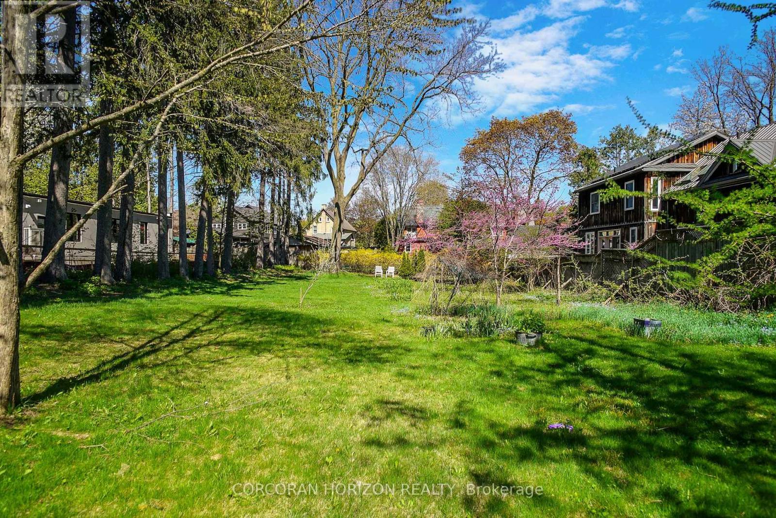 78 William Street W, Waterloo, Ontario  N2L 1J7 - Photo 42 - X12712986