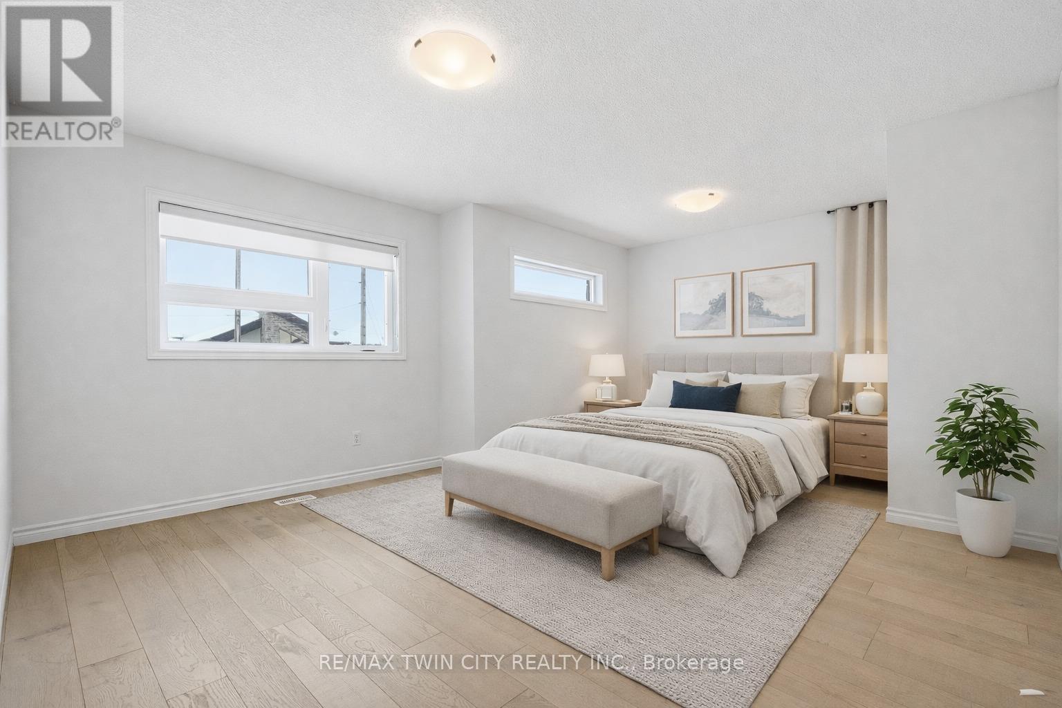 244 Otterbein Road, Kitchener, Ontario  N2B 0A7 - Photo 23 - X12713004