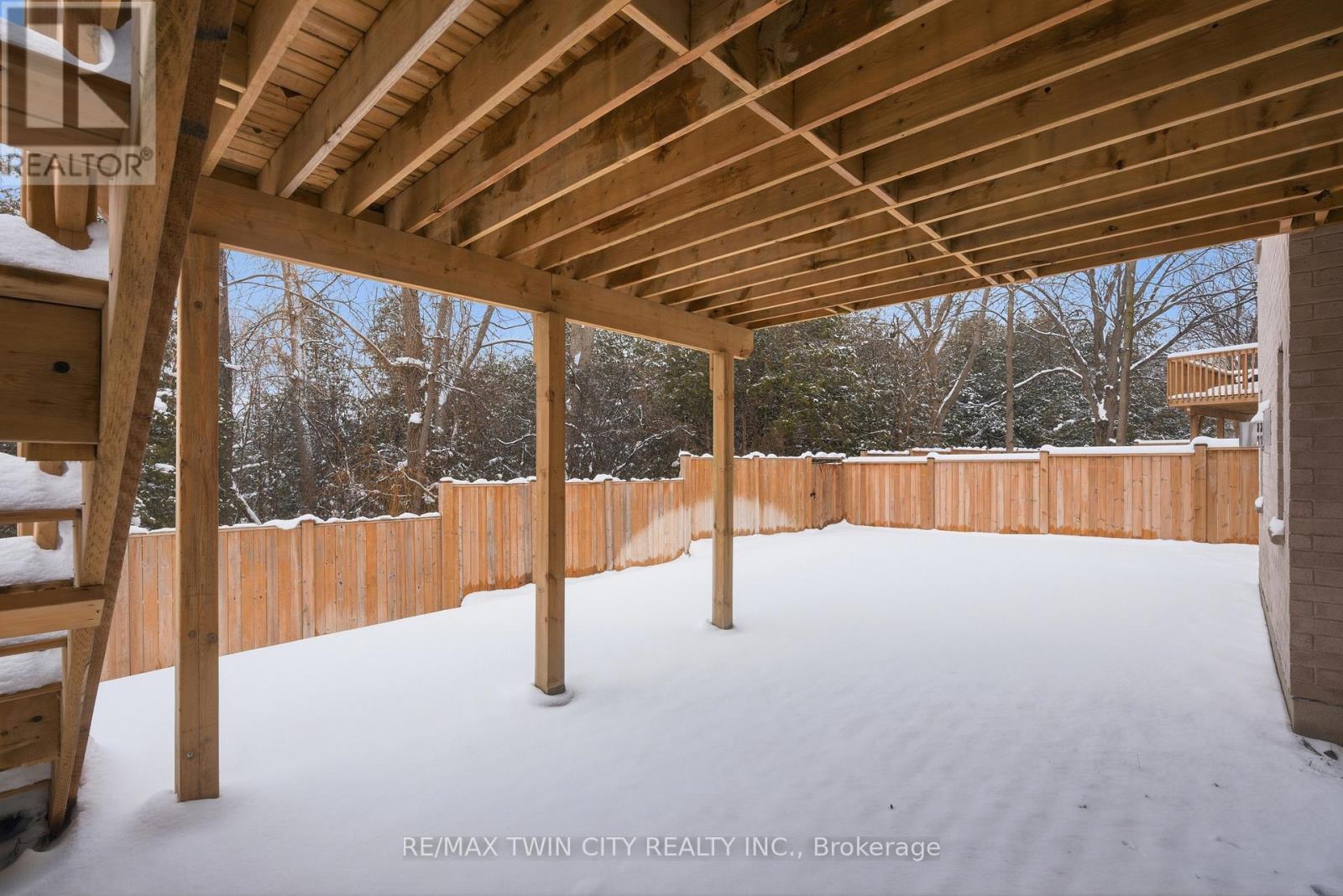 244 Otterbein Road, Kitchener, Ontario  N2B 0A7 - Photo 41 - X12713004