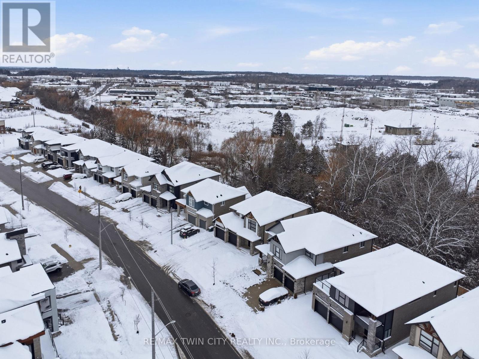 244 Otterbein Road, Kitchener, Ontario  N2B 0A7 - Photo 45 - X12713004