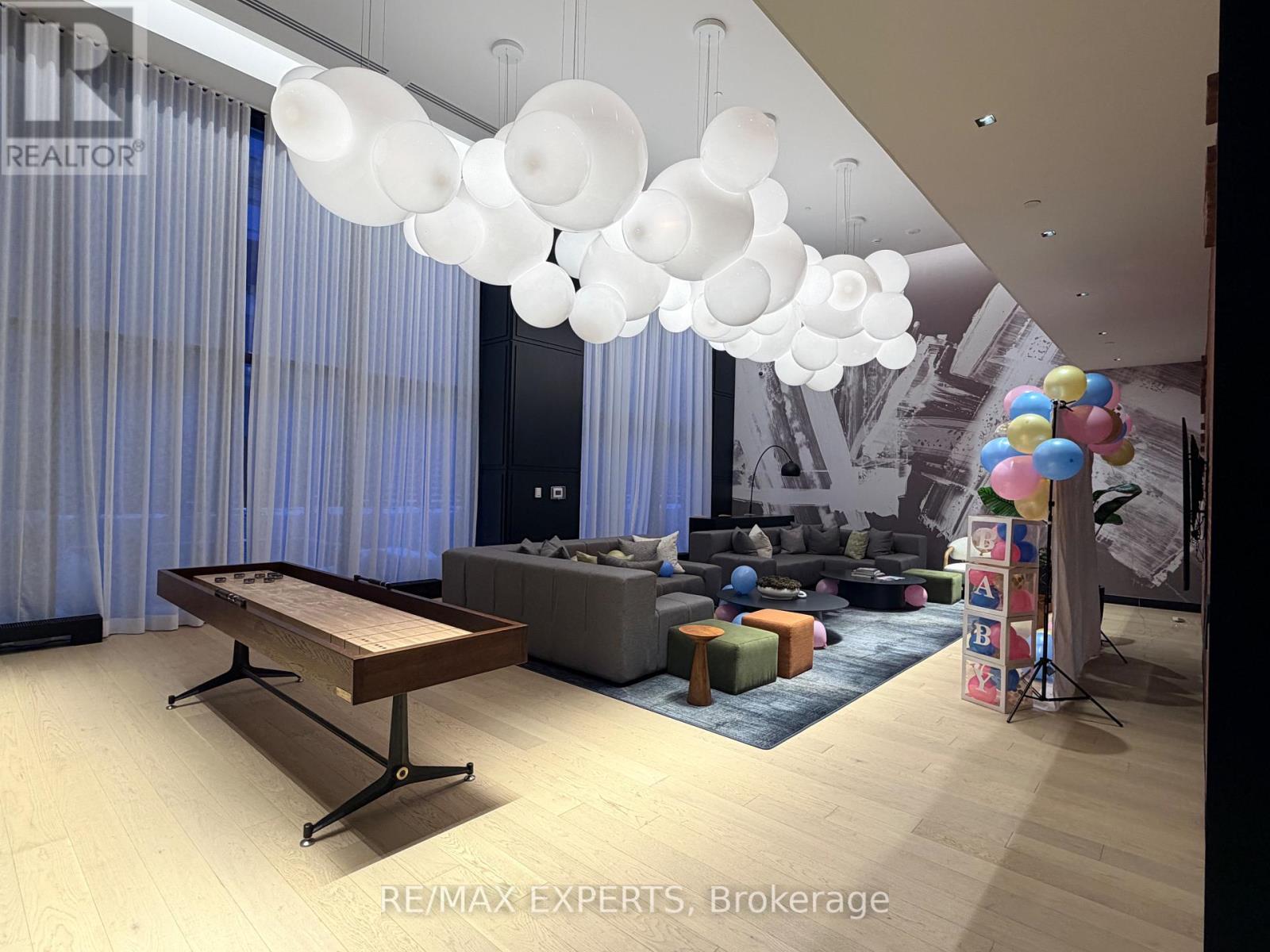 723 - 3220 William Coltson Avenue E, Oakville, Ontario  L6H 7X9 - Photo 10 - W12712354