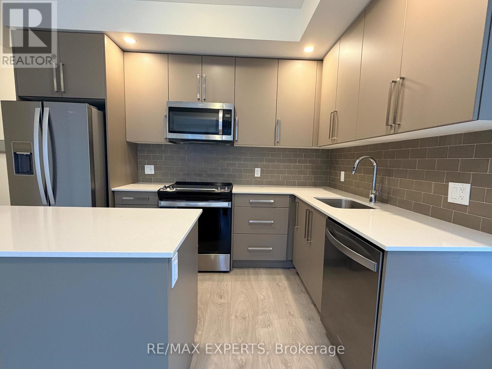 723 - 3220 William Coltson Avenue E, Oakville, Ontario  L6H 7X9 - Photo 19 - W12712354