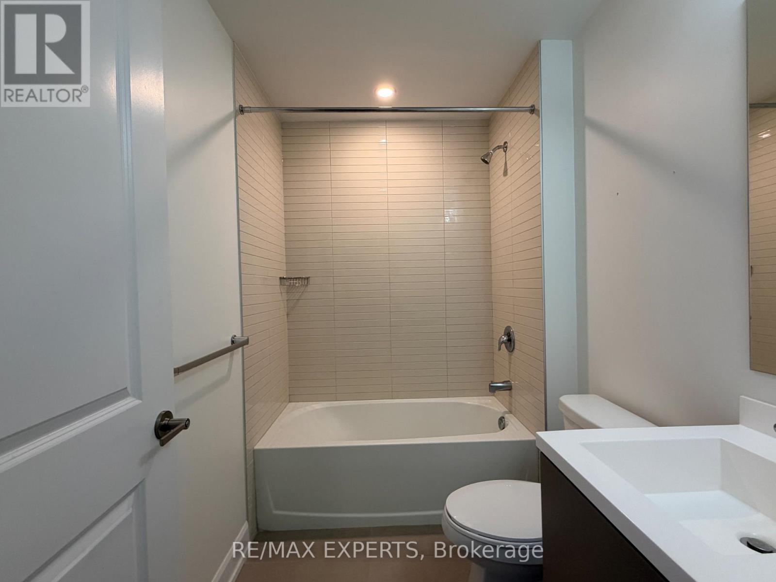 723 - 3220 William Coltson Avenue E, Oakville, Ontario  L6H 7X9 - Photo 26 - W12712354