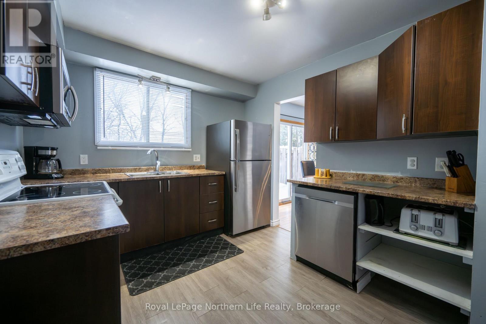 1732 Mckeown Avenue, North Bay, Ontario  P1B 7N3 - Photo 10 - X12713214