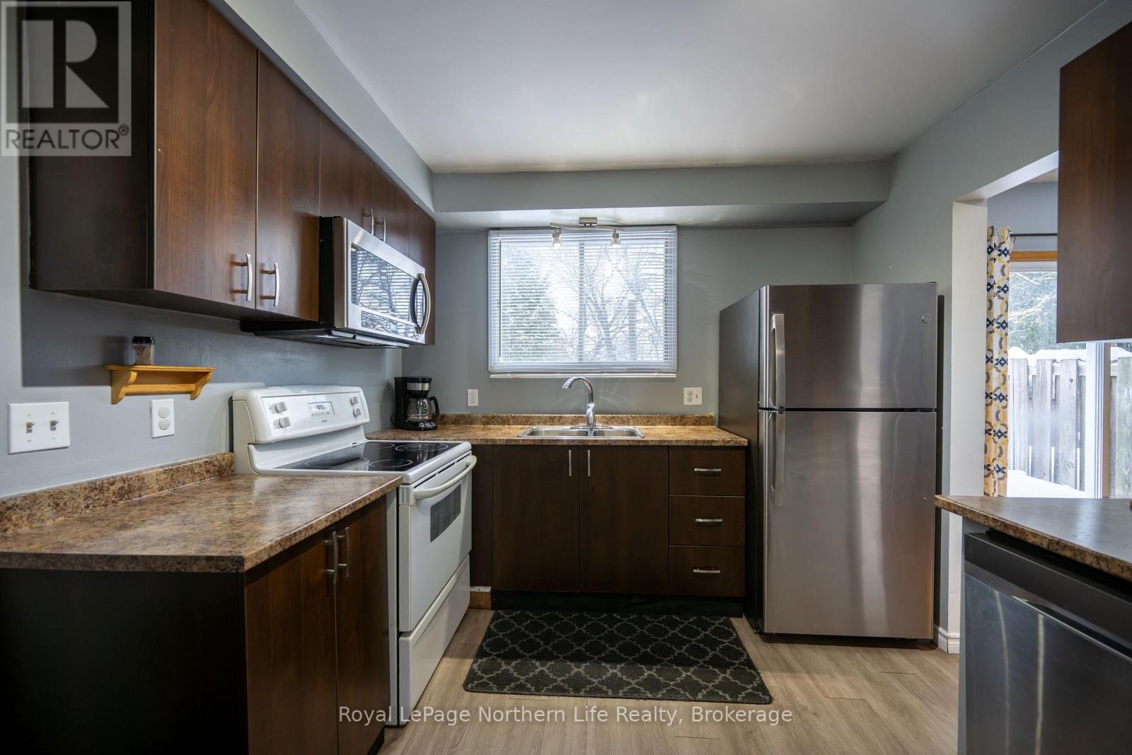 1732 Mckeown Avenue, North Bay, Ontario  P1B 7N3 - Photo 11 - X12713214