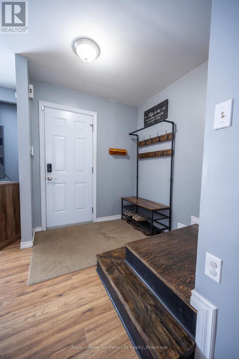 1732 Mckeown Avenue, North Bay, Ontario  P1B 7N3 - Photo 3 - X12713214