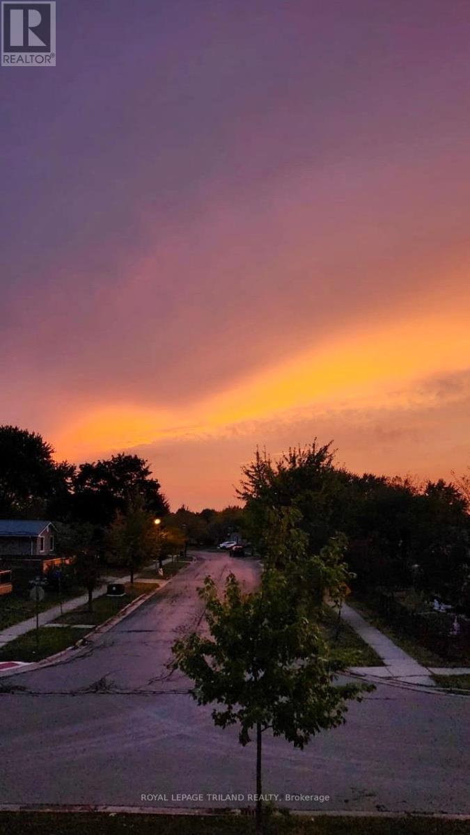 Photo 28 of 28 for 51 Ashbury Avenue