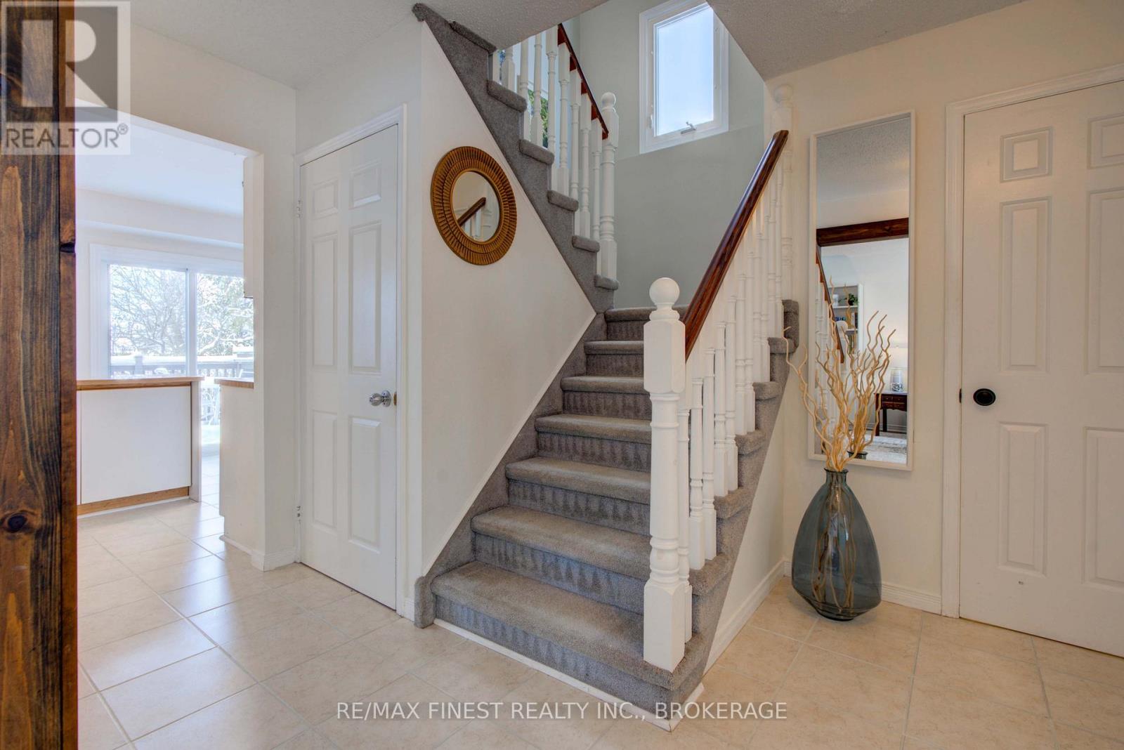 17 Richdale Court, Kingston (Kingston East (Incl Barret Crt)), Ontario  K7K 6N3 - Photo 14 - X12713230