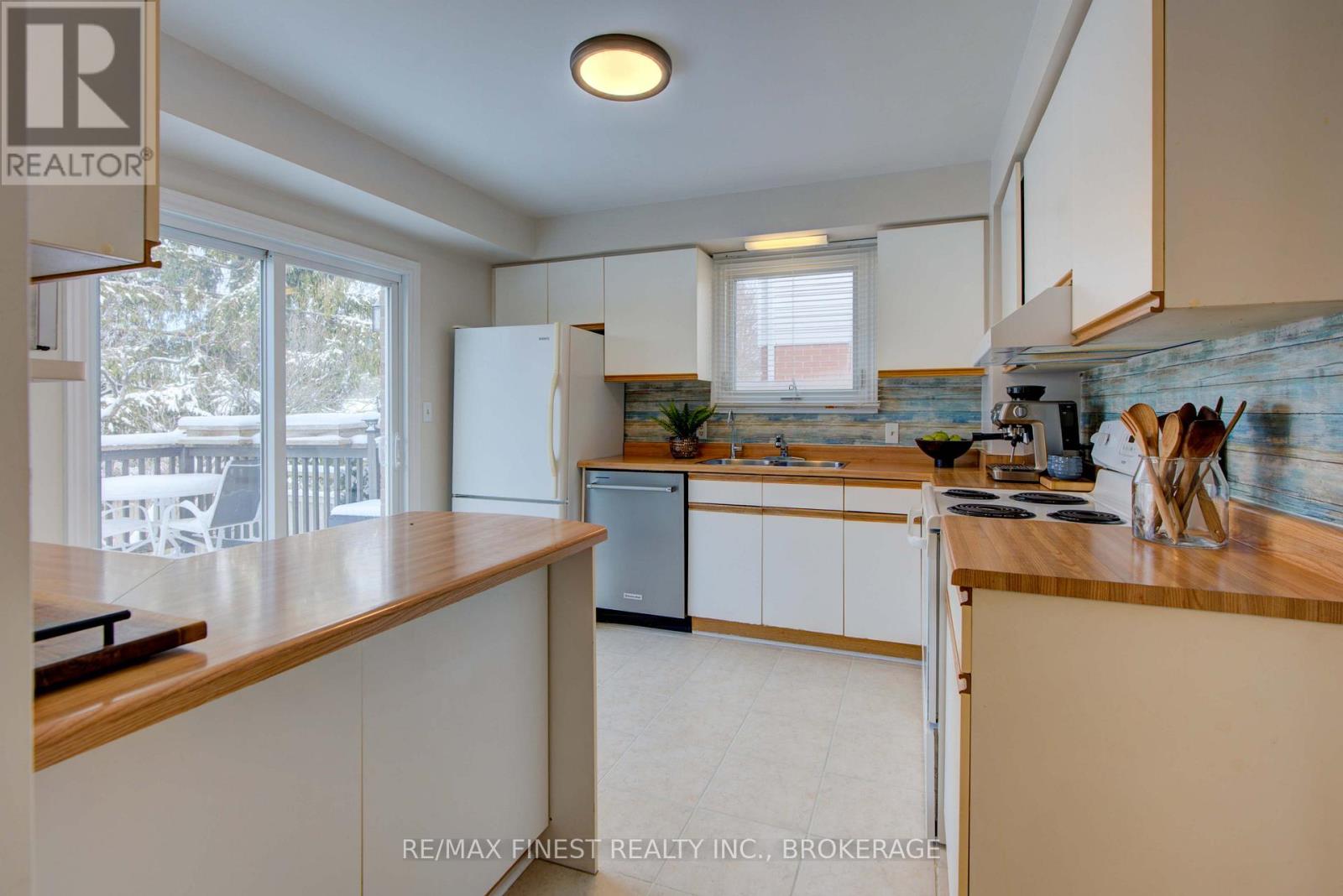 17 Richdale Court, Kingston (Kingston East (Incl Barret Crt)), Ontario  K7K 6N3 - Photo 15 - X12713230