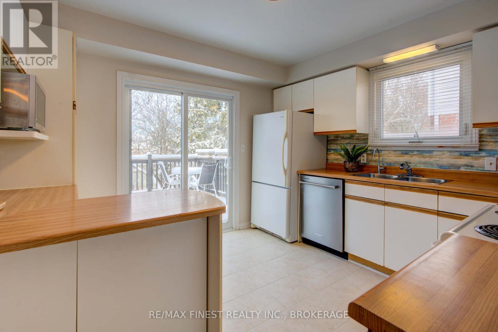 17 Richdale Court, Kingston (Kingston East (Incl Barret Crt)), Ontario  K7K 6N3 - Photo 16 - X12713230