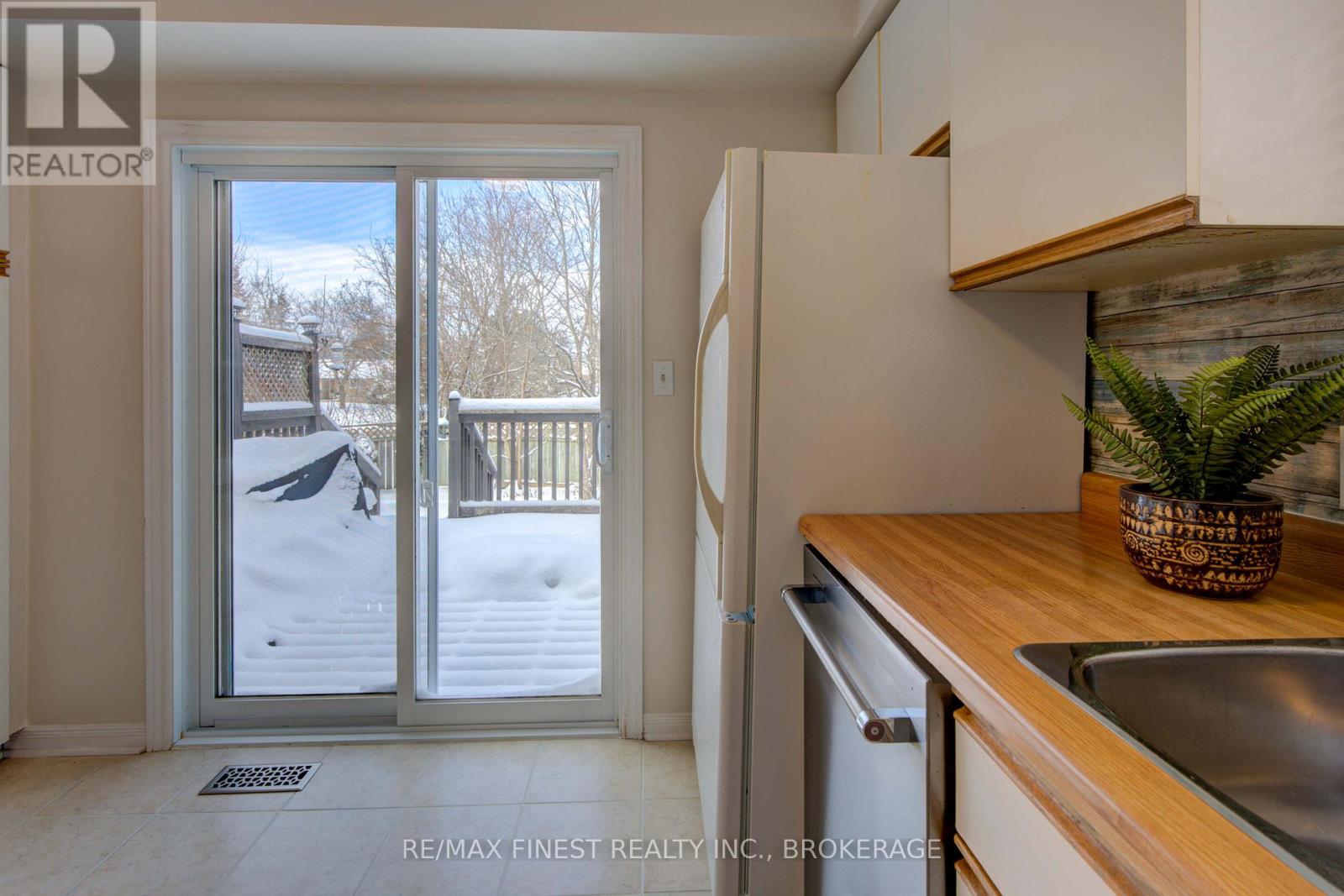 17 Richdale Court, Kingston (Kingston East (Incl Barret Crt)), Ontario  K7K 6N3 - Photo 20 - X12713230