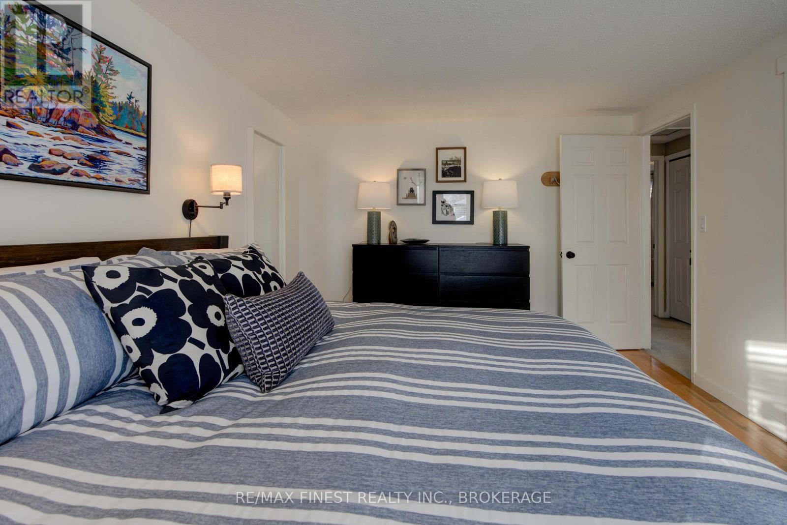 17 Richdale Court, Kingston (Kingston East (Incl Barret Crt)), Ontario  K7K 6N3 - Photo 32 - X12713230