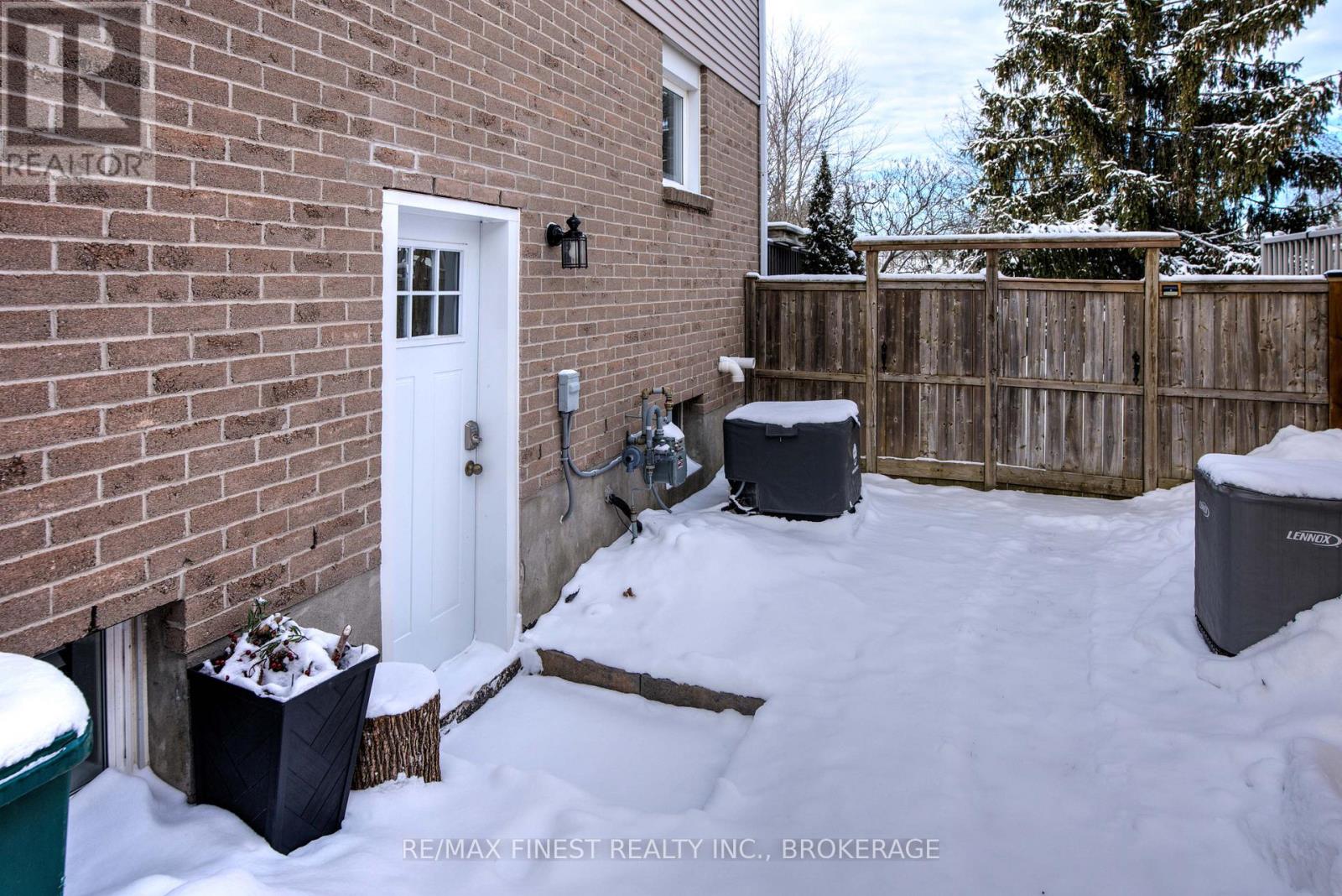 17 Richdale Court, Kingston (Kingston East (Incl Barret Crt)), Ontario  K7K 6N3 - Photo 46 - X12713230