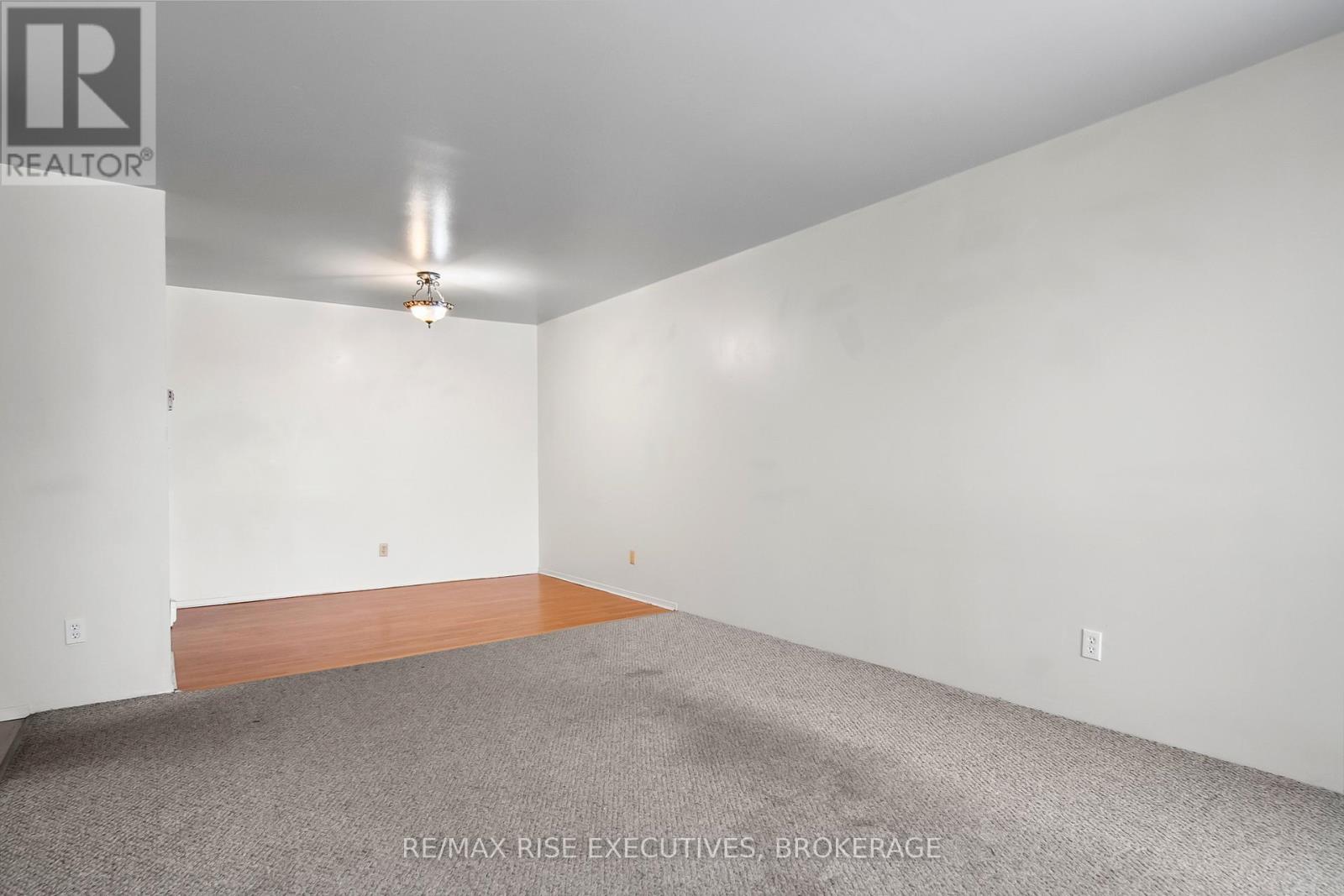 507 - 17 Eldon Hall Place, Kingston, Ontario K7M 7H5 - Photo 19 - X12713262