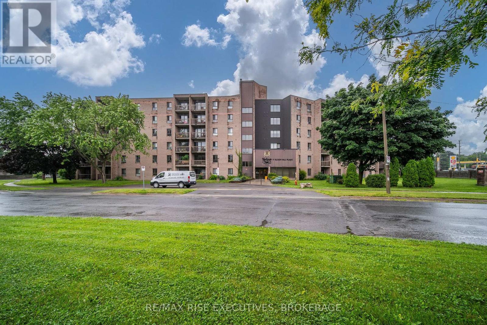 507 - 17 Eldon Hall Place, Kingston, Ontario K7M 7H5 - Photo 32 - X12713262