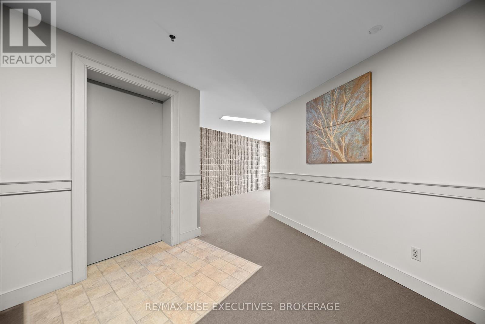 507 - 17 Eldon Hall Place, Kingston, Ontario K7M 7H5 - Photo 7 - X12713262