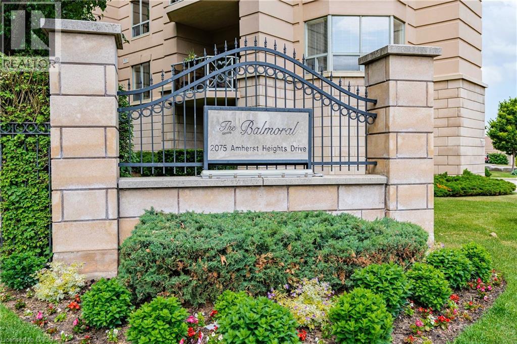 2075 Amherst Heights Drive Unit# 211, Burlington, Ontario  L7P 5B8 - Photo 2 - 40774532