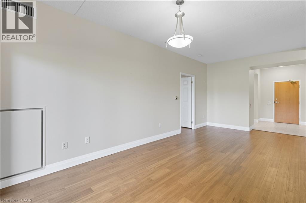 2075 Amherst Heights Drive Unit# 211, Burlington, Ontario  L7P 5B8 - Photo 17 - 40774532