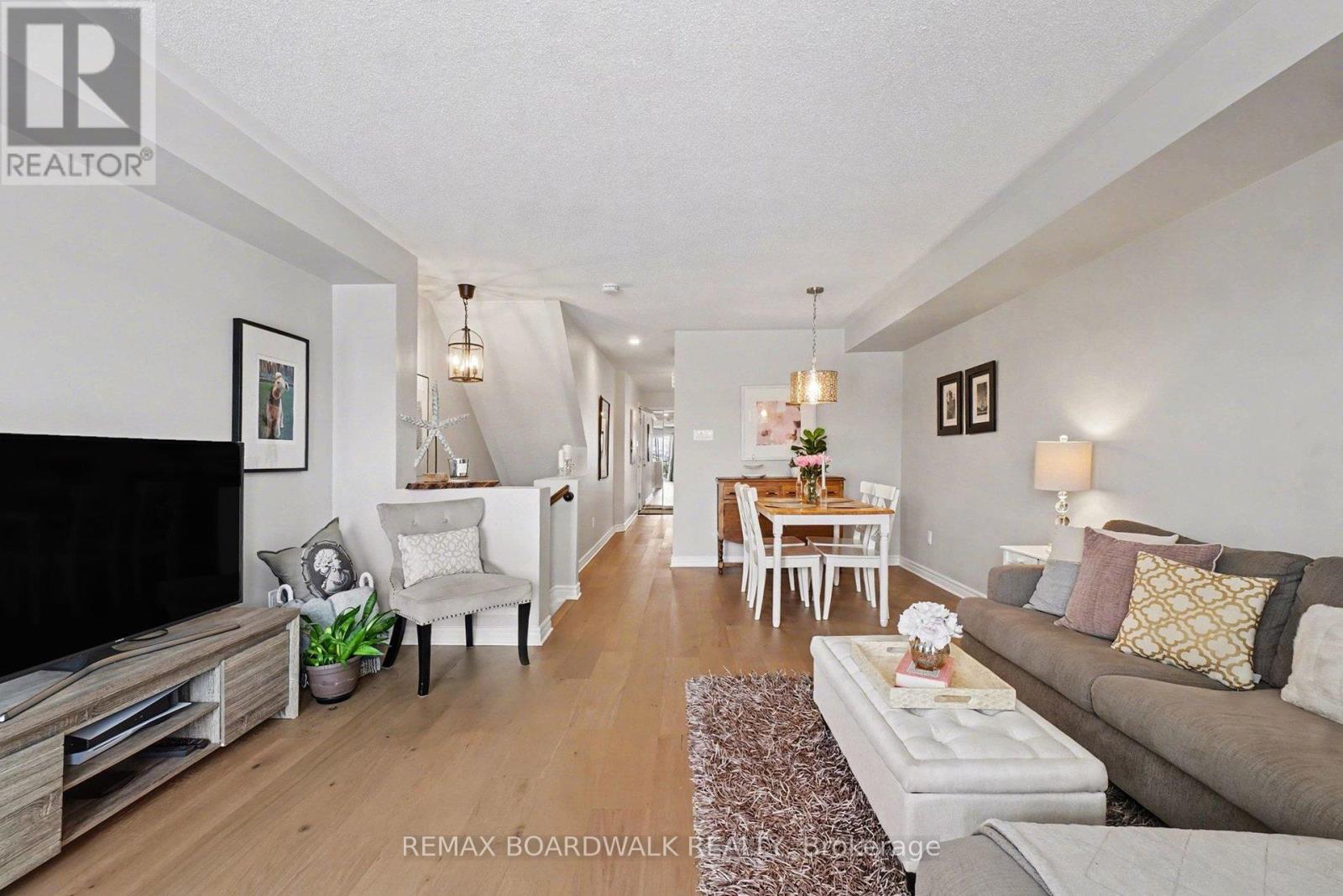 786 Lakeridge Drive, Ottawa, Ontario  K4A 0N3 - Photo 11 - X12713184