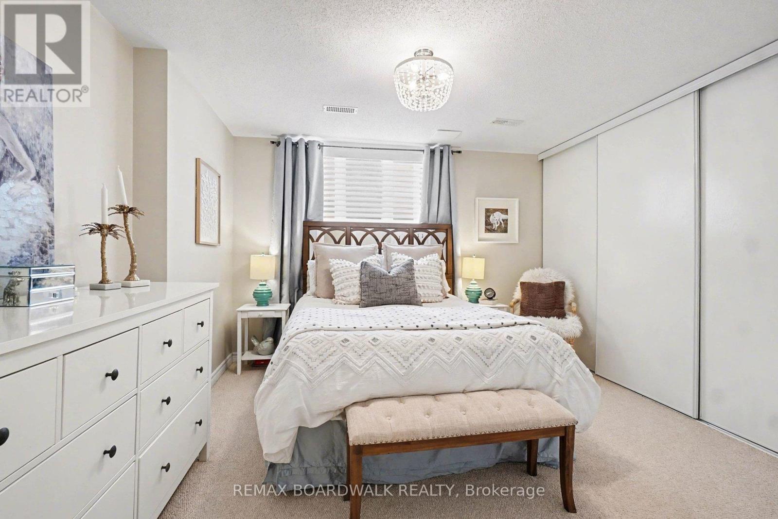 786 Lakeridge Drive, Ottawa, Ontario  K4A 0N3 - Photo 18 - X12713184