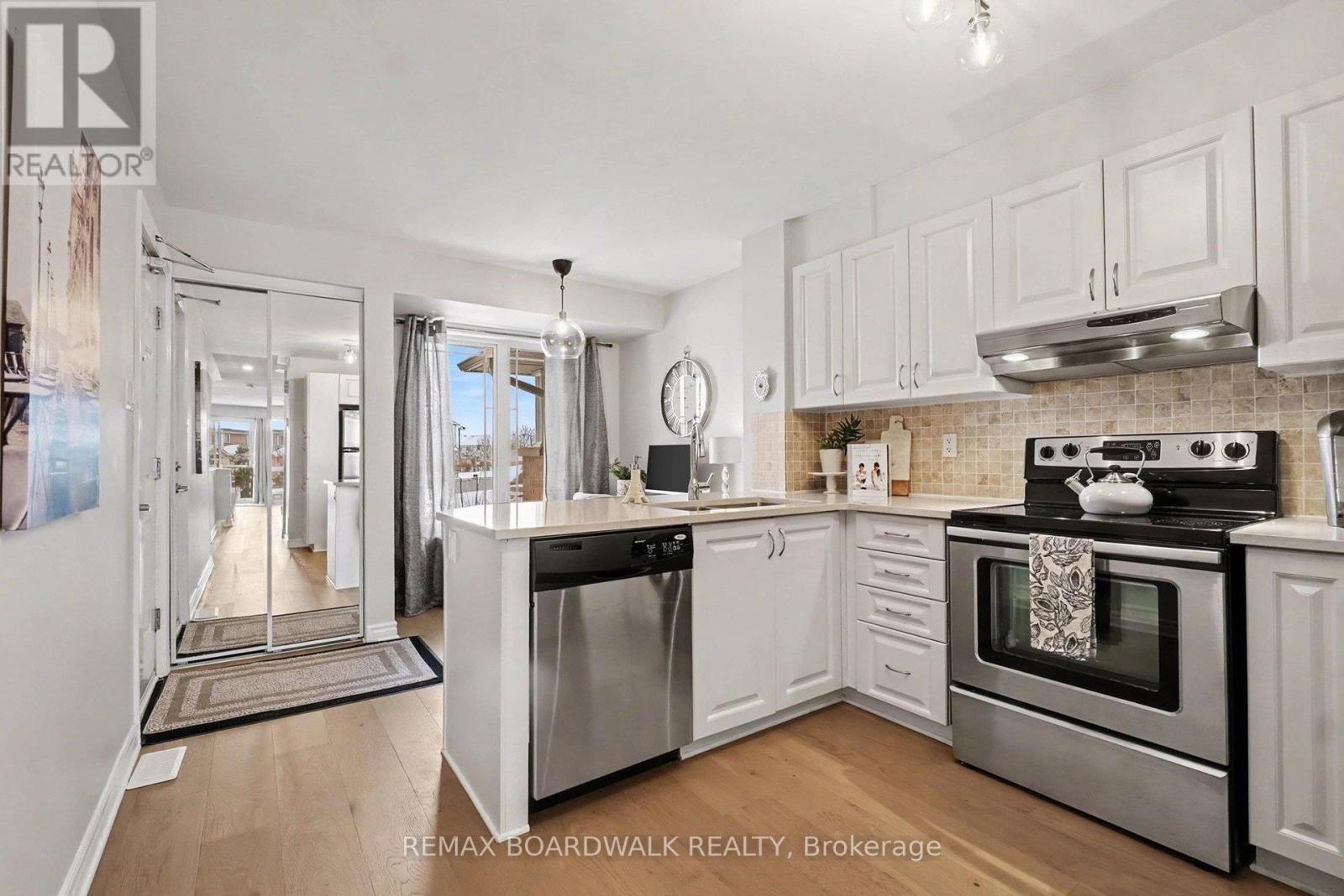 786 Lakeridge Drive, Ottawa, Ontario  K4A 0N3 - Photo 3 - X12713184