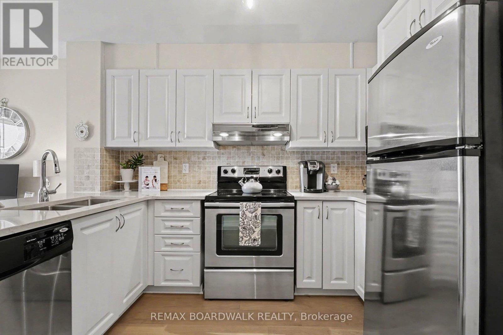 786 Lakeridge Drive, Ottawa, Ontario  K4A 0N3 - Photo 7 - X12713184