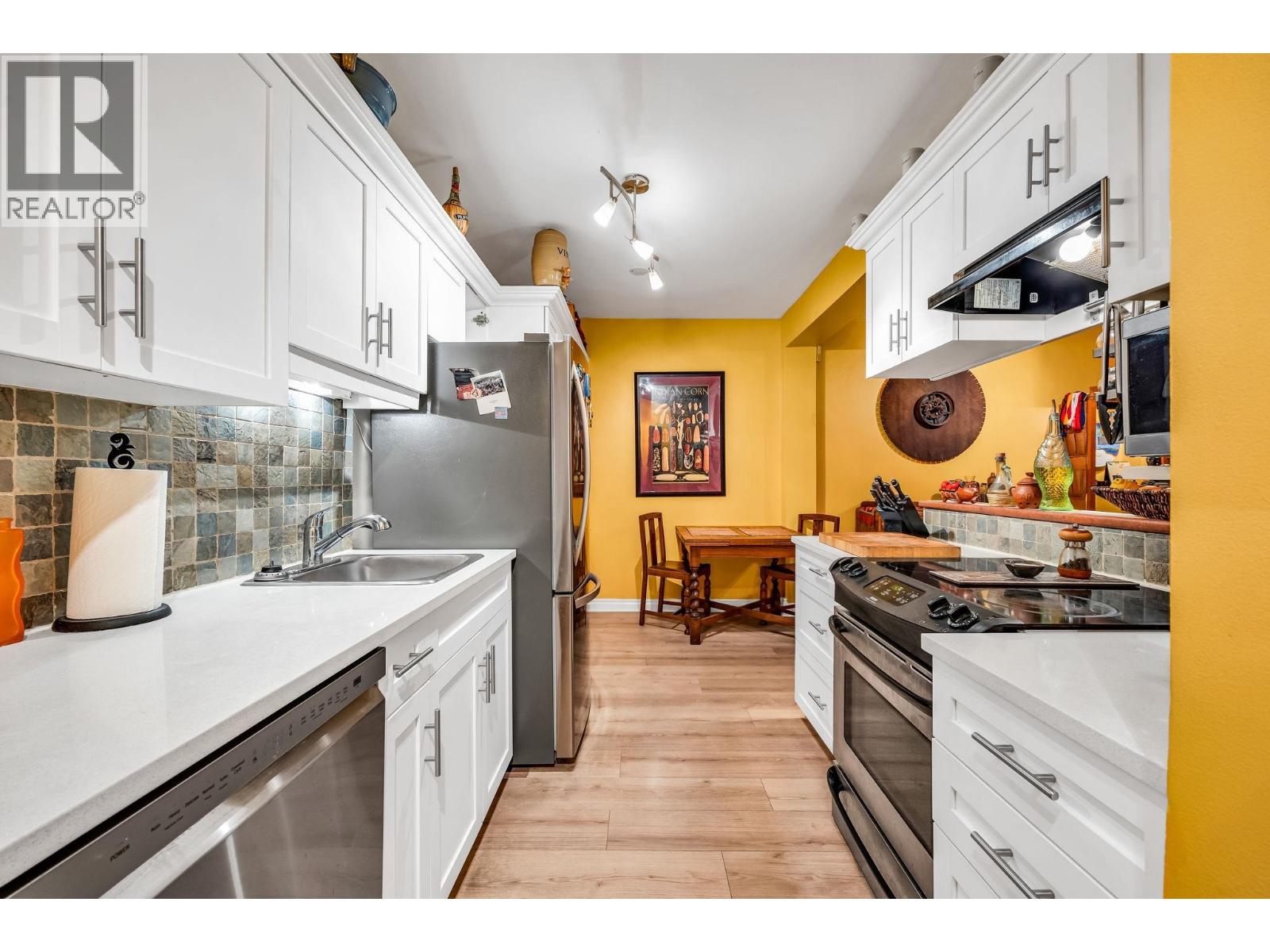 109 1655 Nelson Street, Vancouver, British Columbia  V6G 1M4 - Photo 4 - R3081219