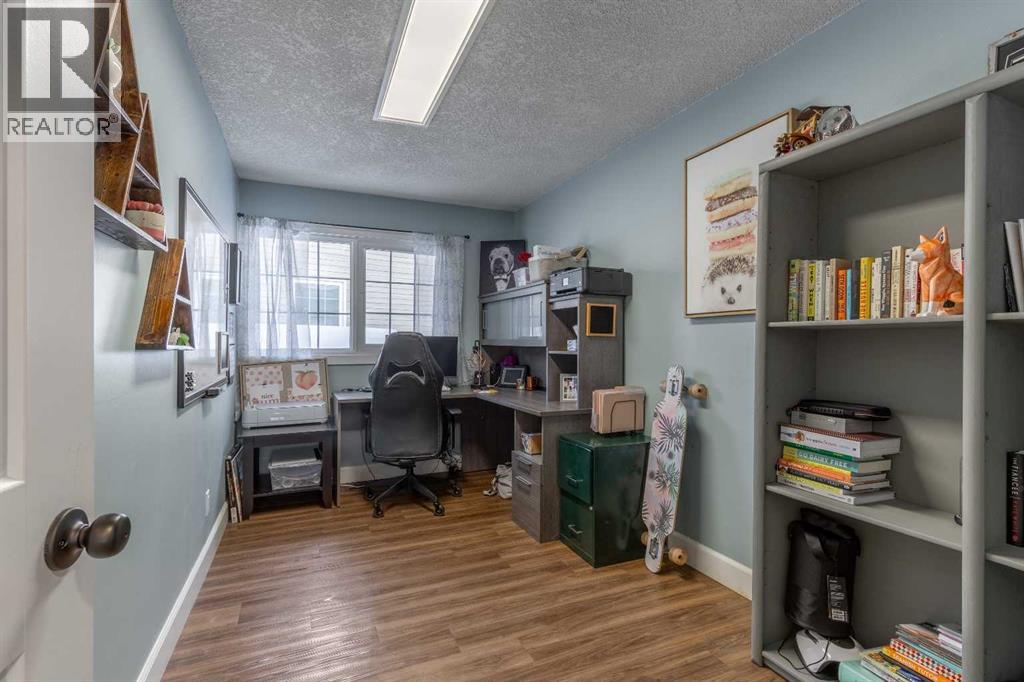 2220 Mayor Magrath Drive S, Lethbridge, Alberta  T1K 2S4 - Photo 15 - A2272615