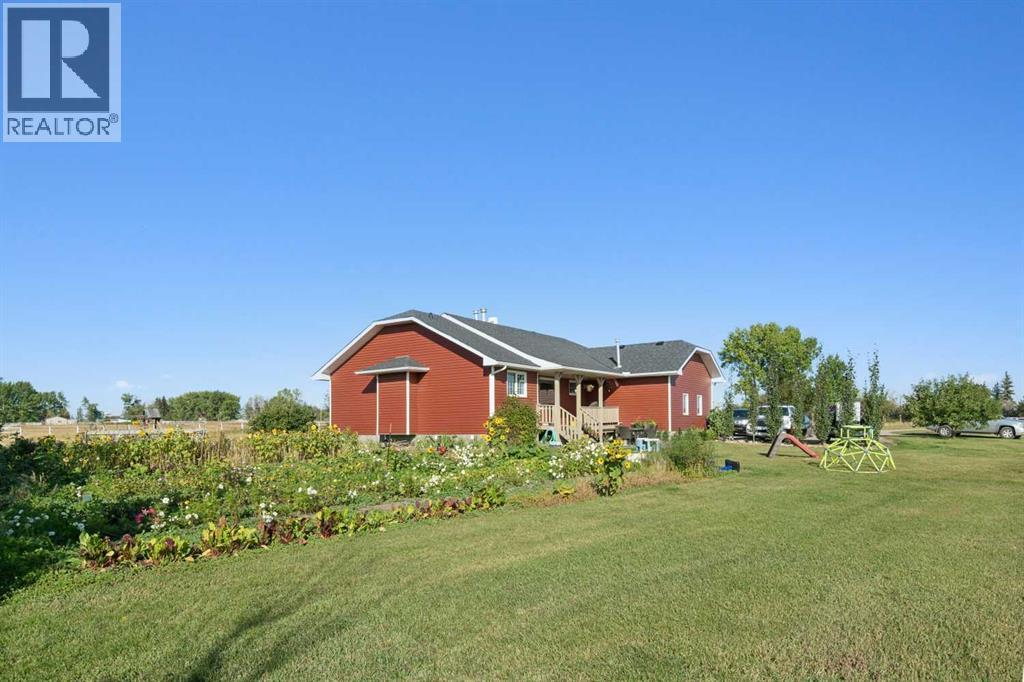 272187 Township Road 240, Rural Rocky View County, Alberta  T2P 2G7 - Photo 10 - A2279184