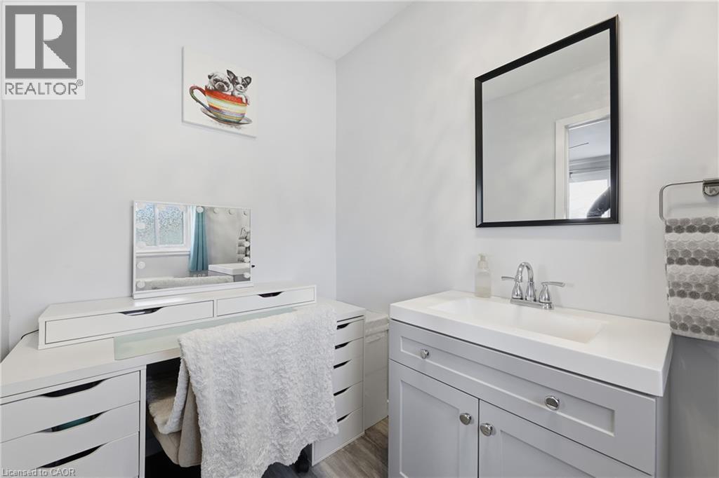 51 Norfolk Avenue, Cambridge, Ontario  N1R 3T7 - Photo 24 - 40799771