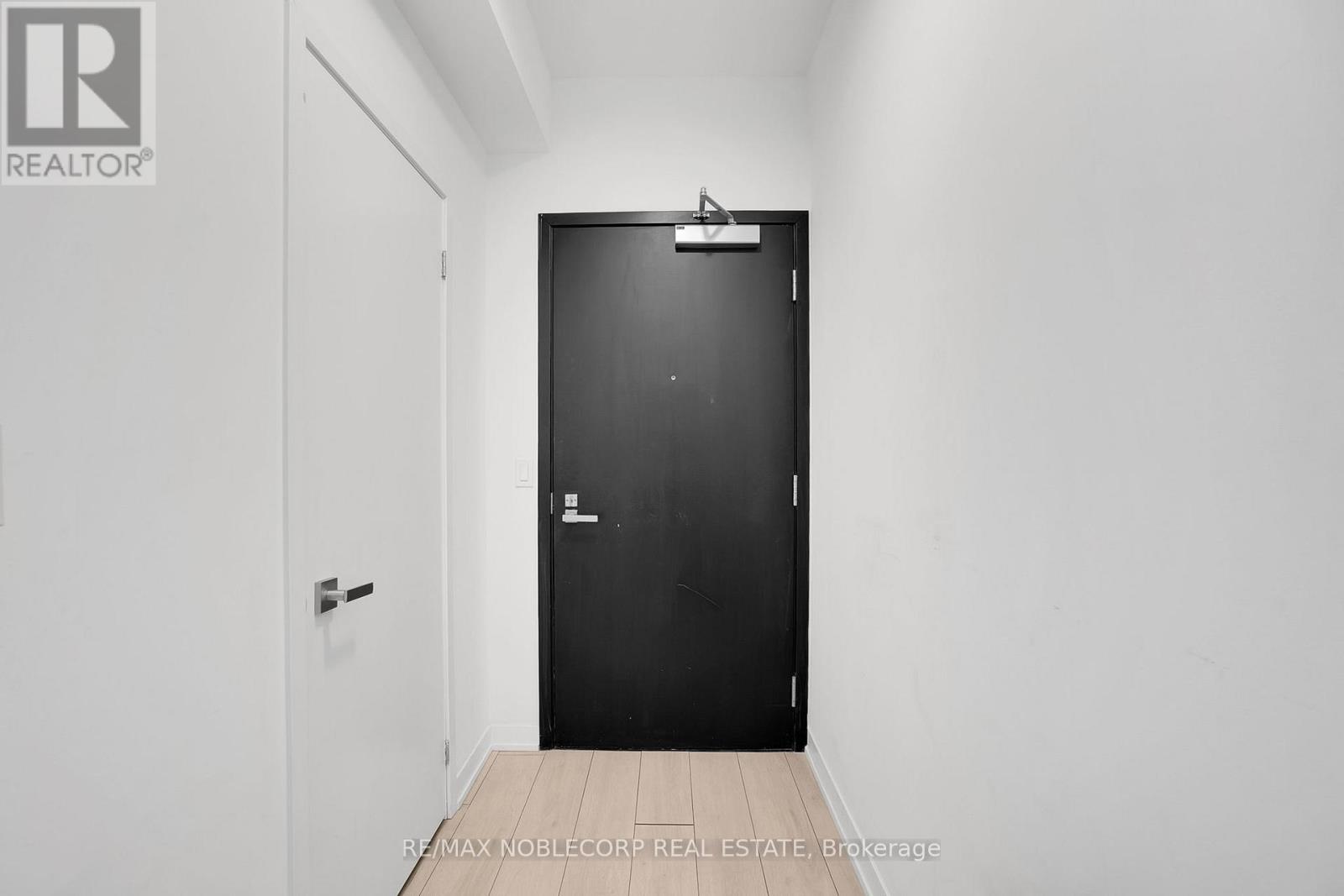 923 - 31 Tippett Road, Toronto, Ontario  M3H 2V1 - Photo 10 - C12713198