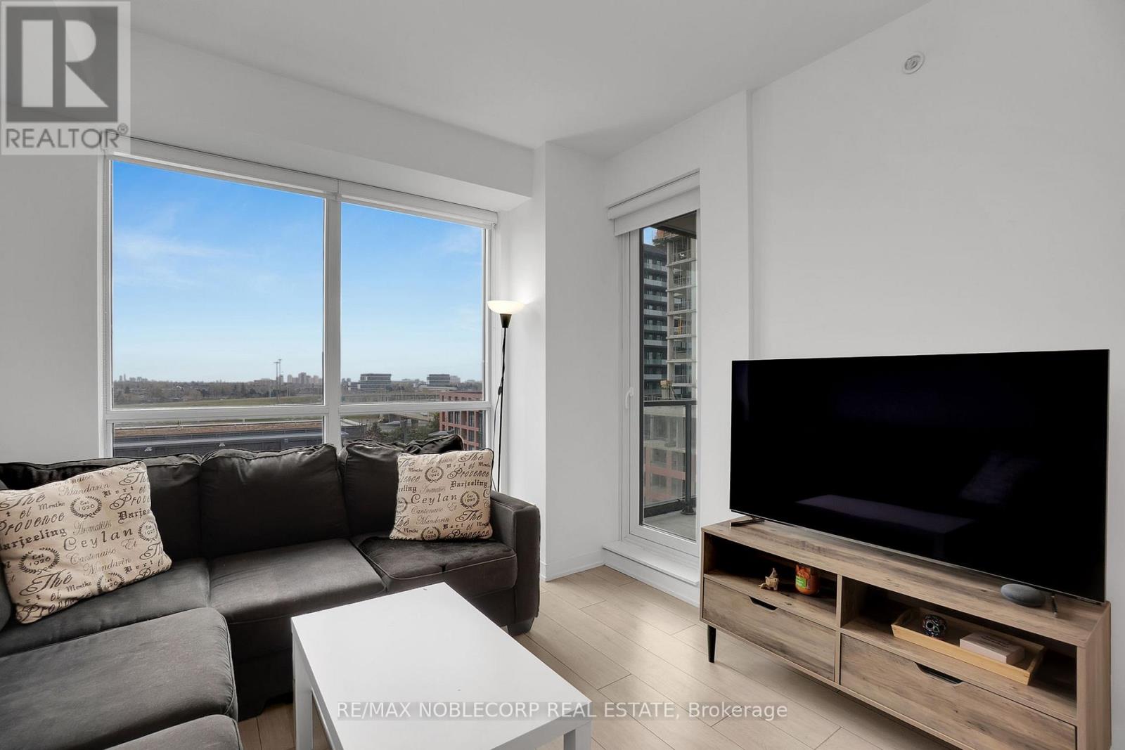 923 - 31 Tippett Road, Toronto, Ontario  M3H 2V1 - Photo 17 - C12713198